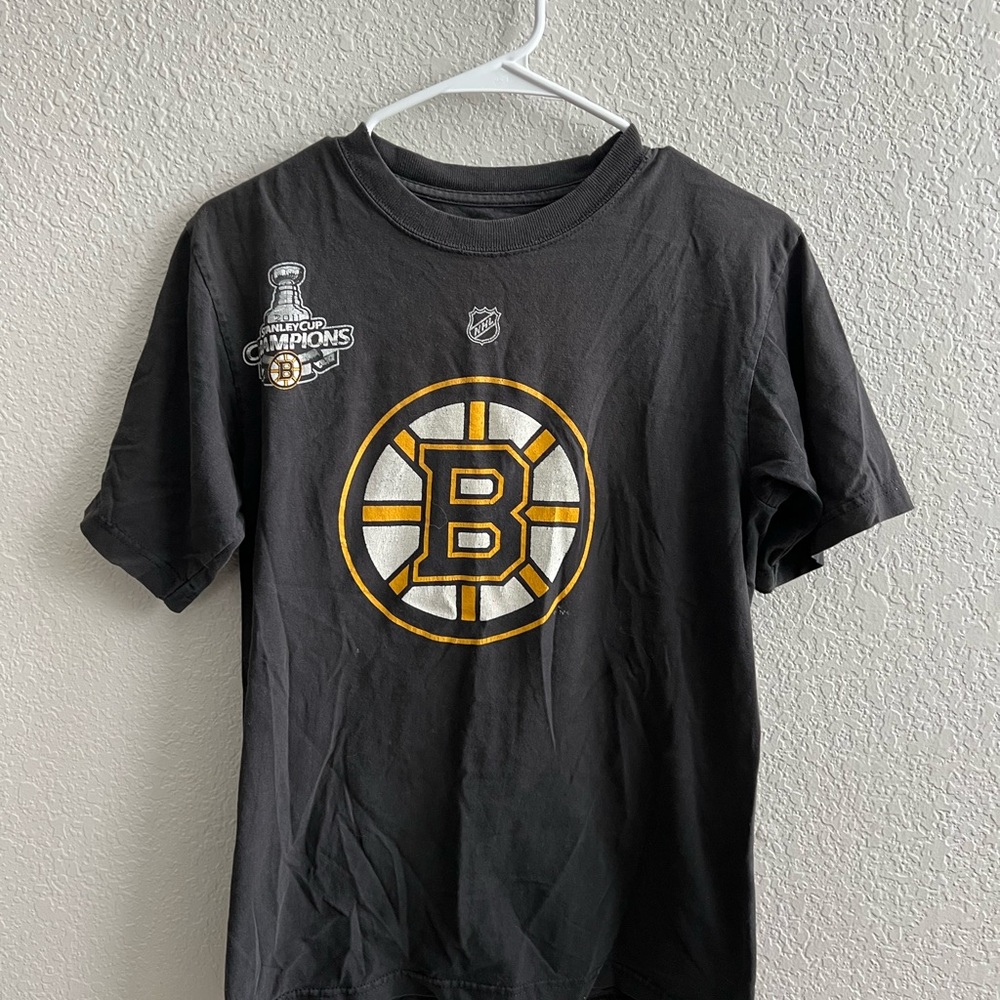 Reebok Boston Bruins Hockey Champions Black T-Shirt- Size Small